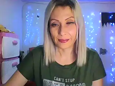 Just want my ass – video modela na kameri alixia81