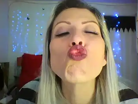 testing the pussy