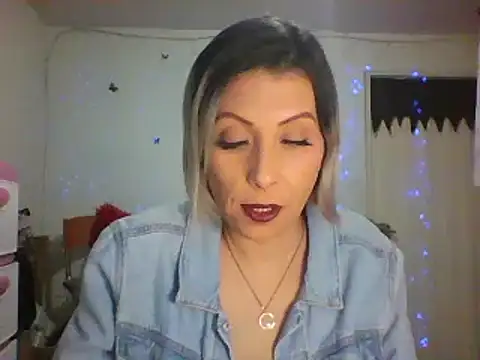 with all my strength - Vídeo +18 de alixia81