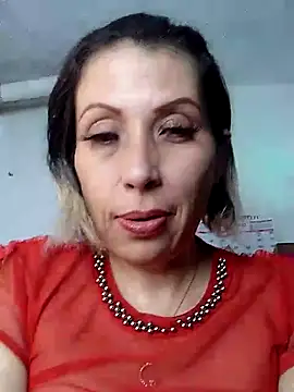 completely wet - відео від вебкаммоделі alixia81