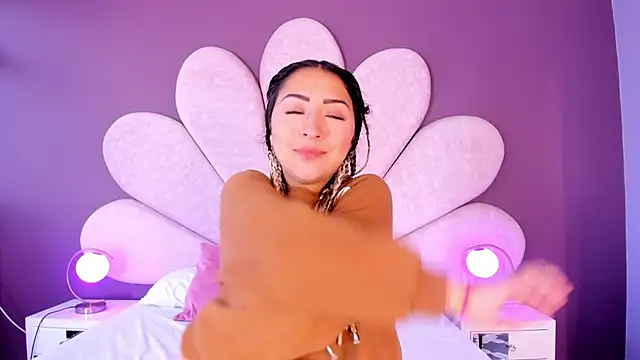 Sexy dance naked!