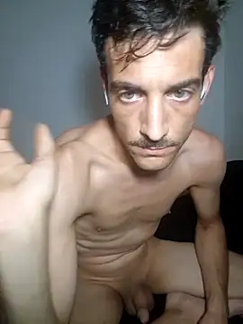 [16 Aug 17:53] Public Show - video by slam_me_now cam model