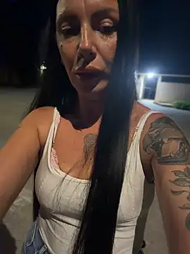 Scopata a pecora con altra coppia in macchina - Baby_Panther adlı kamera modelinin videosu
