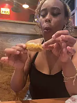 freaky in public - video by loveluna8 cam model