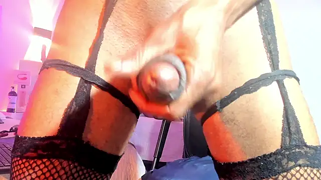 Hello I hope you have fun with my feast show - video by corwindallas24cm cam model