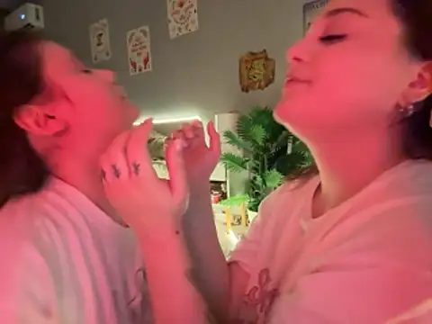 TONGUE TO TONUGE/DEEP KISS - video by ThroatGoatTV cam model