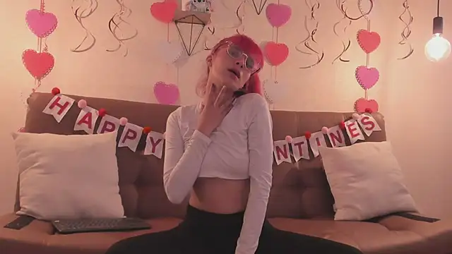 Striptease and your dick in my pussy 😈😋 - video by RedMeloddy cam model