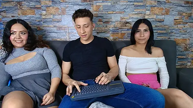 Victoria and Lucy's sensual dance turns me on and I fuck Lucy very hard and deep - video by Maykol_Victoriasr cam model