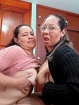 749[13 Apr 10:53] Spy Show - vidéo du modèle de showcams MATTHEW_MRANDA