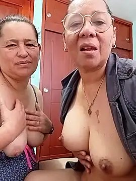 782[14 Apr 11:14] Private Show - vidéo du modèle de showcams MATTHEW_MRANDA