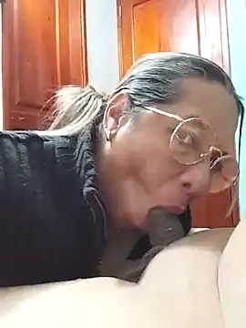 737[16 Apr 21:01] Private Show - vidéo du modèle de showcams MATTHEW_MRANDA