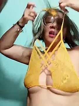 2084[3 Sep 20:39] Private Show - vidéo du modèle de showcams MATTHEW_MRANDA