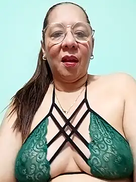 [27 Mar 12:47] Private Show - video di EliteCoupleMM modella di cam