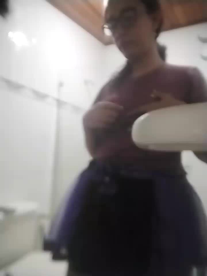 follando en el baño