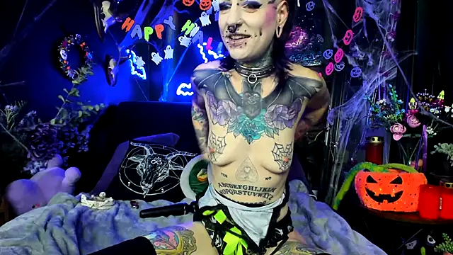 Geile Privatshow mit Purple 🔥 - Purple_Coffin666 캠 모델의 동영상