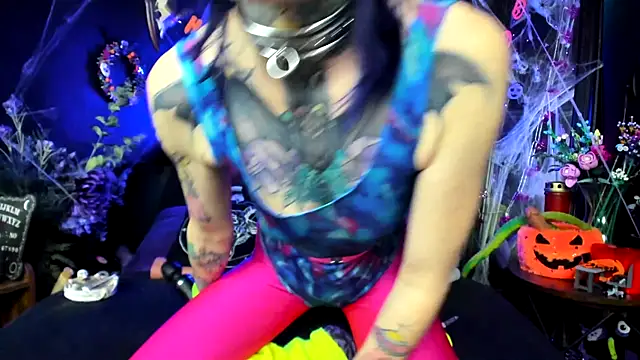 Private Show mit Purple 🔥 - video by Purple_Coffin666 cam model