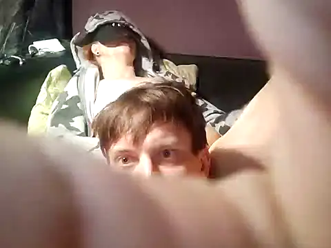 [18 Feb 03:20] Public Show－カメラキャストのMrMagicMの動画