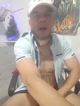 DELICIOUS CUM MORE CUM  IN Private Show - video by latinmartin73 cam model