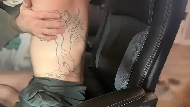 tatoos– Demannnn9388 kameramodell videója