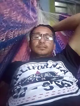 [24 Jan 21:56] Public Show - Andresguz35 adlı kamera modelinin videosu