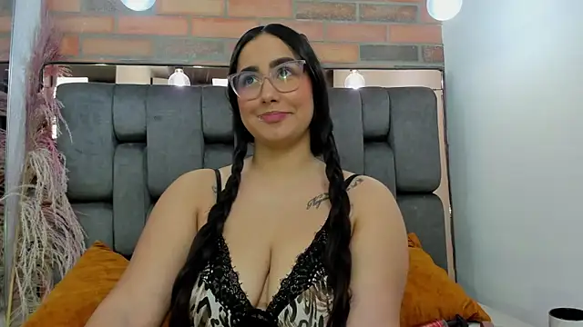 relajacion very horny fuck me - video by JESSYCORTES cam model