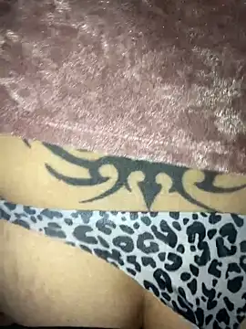 [27 Dec 00:19] Group Show - video by qveenmaja cam model