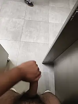Cock show to a stranger