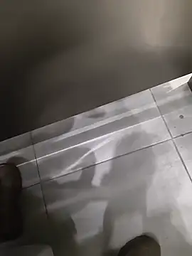 Shadows in public restroom - vídeo de TheKingThiago modelo de câmara