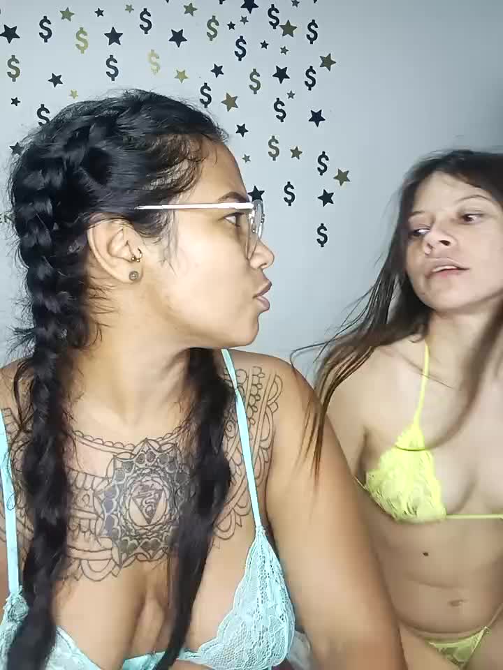 pussy rich alexa cum - video by Ari_Alexa444 cam model
