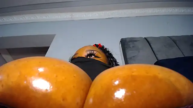 Private Show — filmik XPanther_24, modela(-lki) na kamerkach