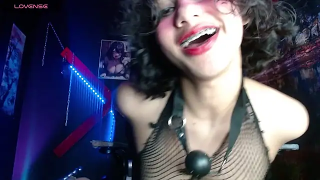 Your biggest submissive #13 - clip cu dark_doll5 model videochat