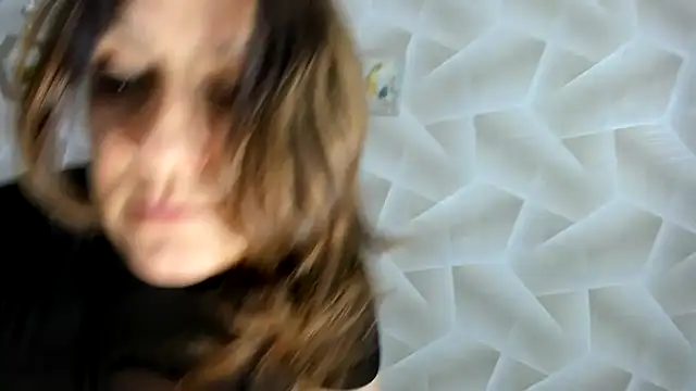 😜 – video od webkamerové modelky XLovely_LanaX