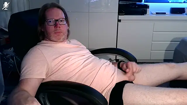 [7 Sep 23:03] Public Show - video by VSteph cam model