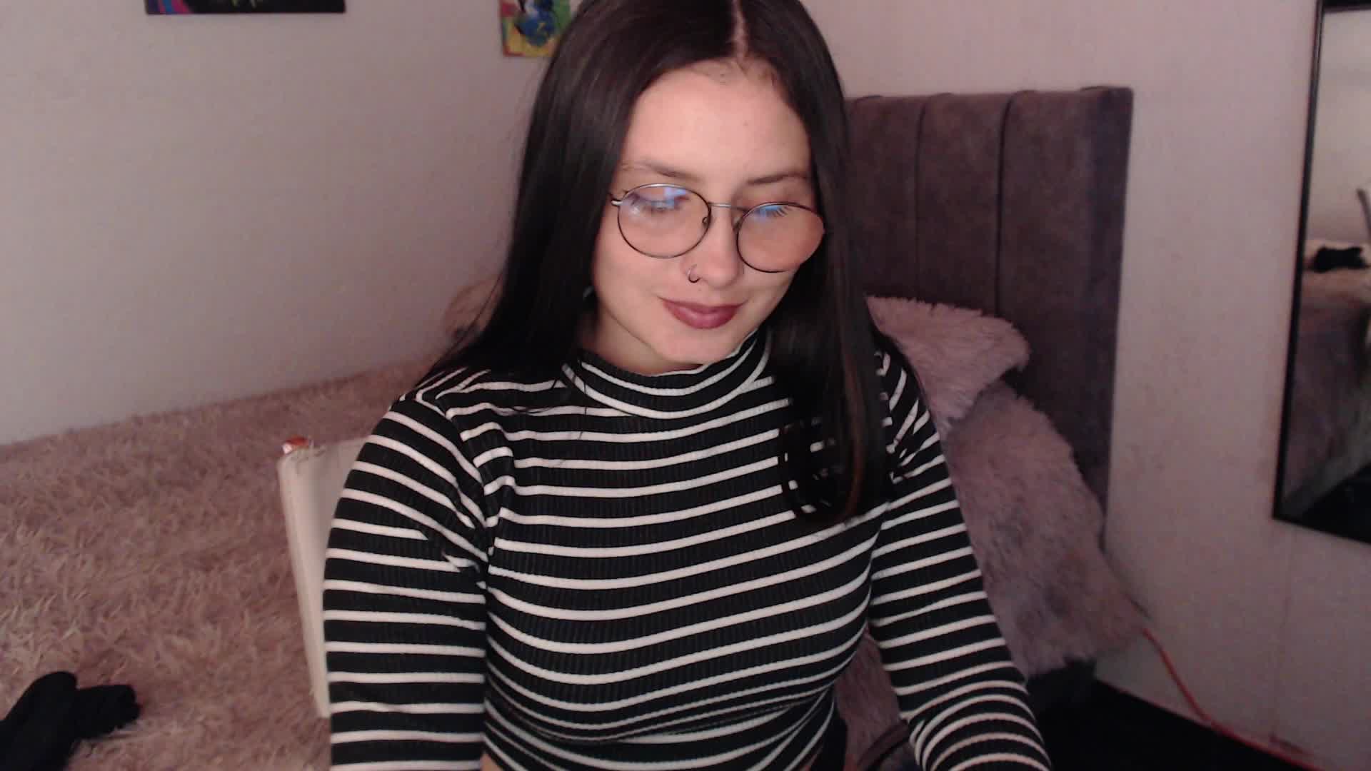 Masturbating – video af Abby_gaiil cam-model