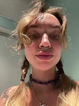 play with dildo on sink in public toilet - video by Miss_Elfie cam model
