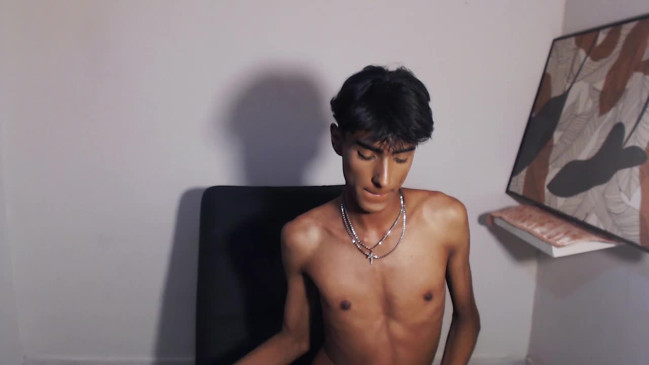 Private Show - video by Robintaylorr cam model