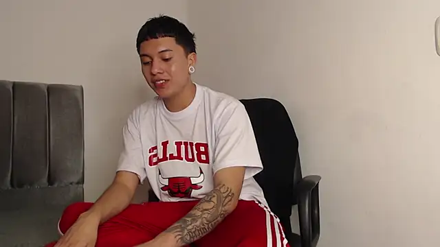 hot - video by alex-lover cam model