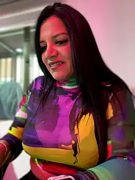 Show very hot my pussy  🍆 - video by Milff_parkerrr cam model