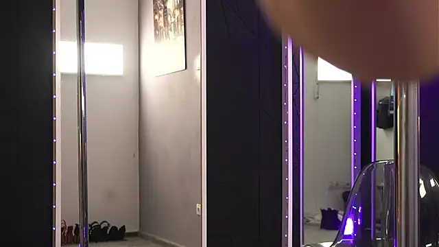 Cum show - AlexissTexass 캠 모델의 동영상