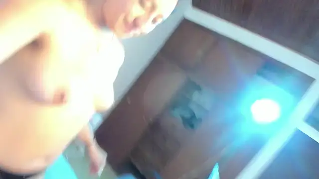 [23 Apr 15:36] Private Show Hot girl plays with her body