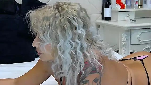 Enjoy the taste 🔥🔥 - ক্যাম মডেল IssaSmith-এর ভিডিও