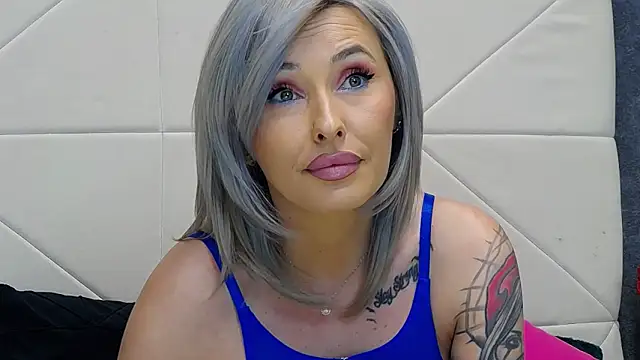 You wish to feel me like this, isn't it? - ক্যাম মডেল IssaSmith-এর ভিডিও