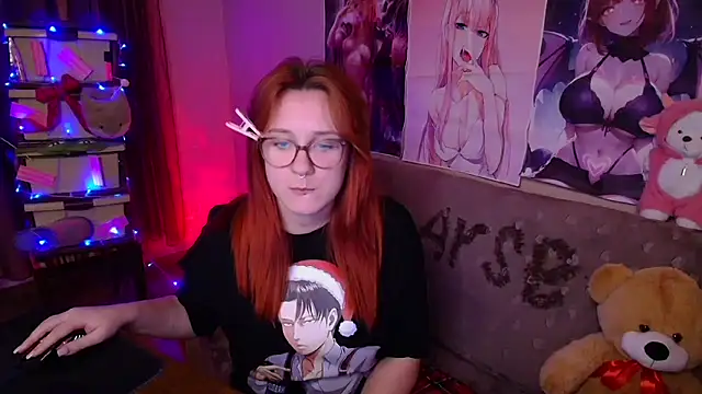 [20 Dec 01:05] Public Show – video od webkamerové modelky Rudy_02