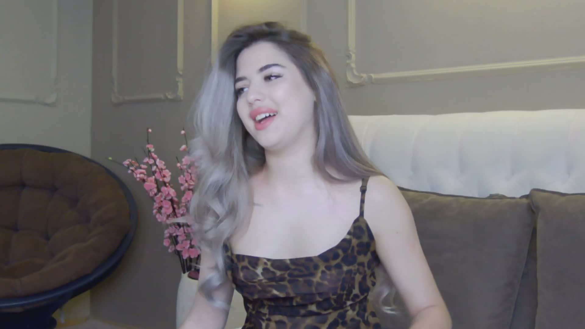 [6 Oct 07:33] Private Show - video by CharleneWoods cam model