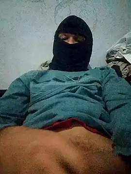 [7 Feb 06:55] Public Show – video af gbmonsterboy cam-model