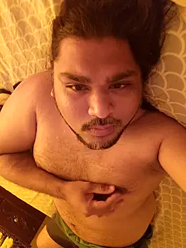 [8 Apr 12:14] Public Show - video av lillydean2024 cam model