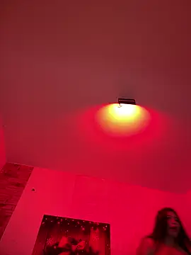 [31 Dec 18:04] Private Show - vidéo du modèle de showcams Abril10_