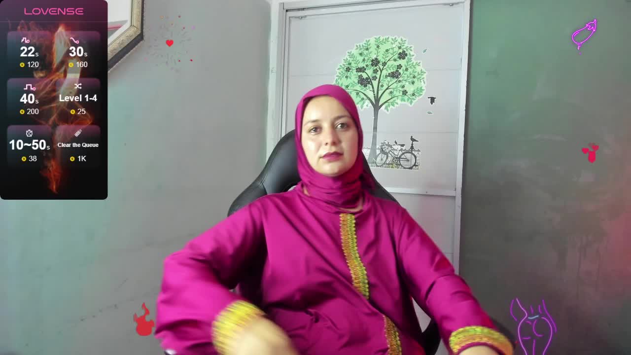 NAKED. MASTURBATE, SHOW – видео вебкам-модели BadraSaadi