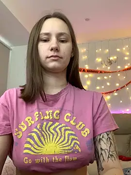 doggy +camel toe+clamps Jess - video od modelky/modela HotCaramellsTV