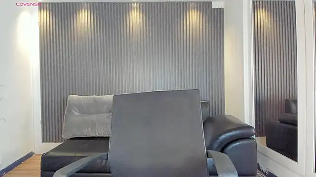 STRIPTEASE